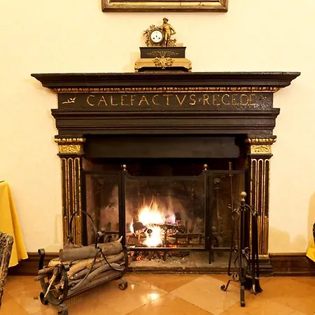 Fontebella فندق أسيسي