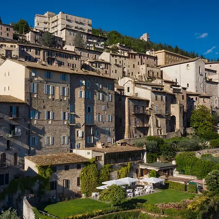 Fontebella أسيسي